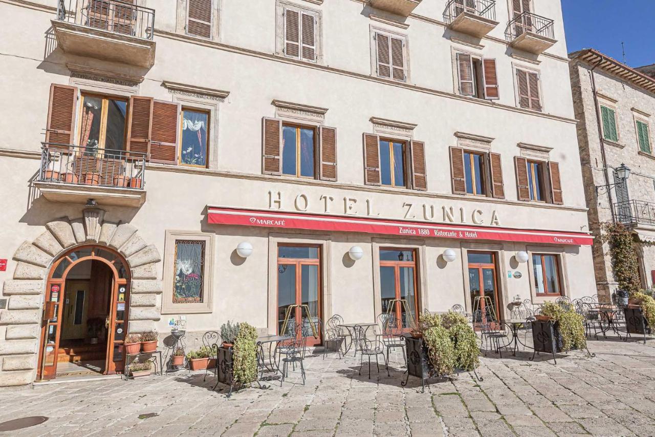 Zunica Ospitalita Dal 1880 Hotel Civitella Del Tronto Bagian luar foto